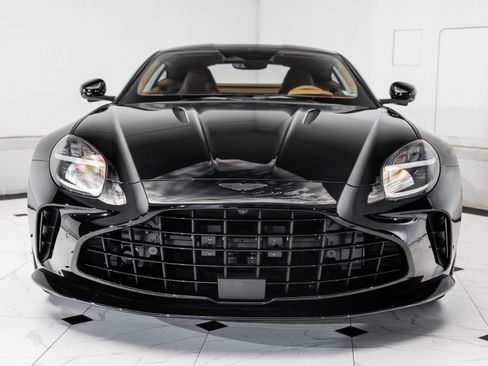 New 2026 Aston Martin V8 Vantage Coupe image 7