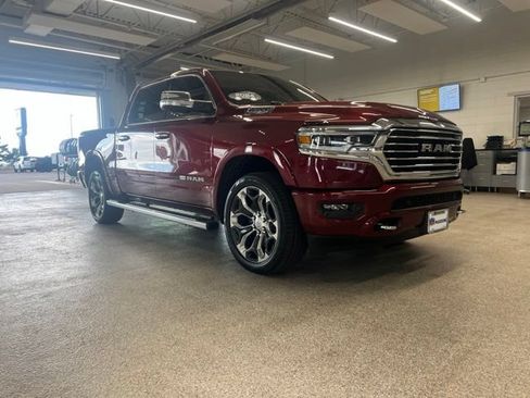 Used 2022 RAM 1500 Limited w/ Body Color Bumper Group AWD/4WD image 3
