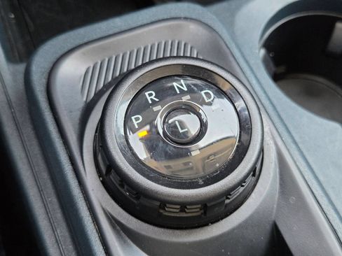 Used 2025 Ford Maverick XL w/ Equipment Group 101A AWD/4WD image 16