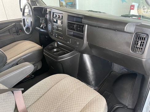 Used 2024 Chevrolet Express 3500 LT w/ LT Preferred Equipment Group RWD image 15