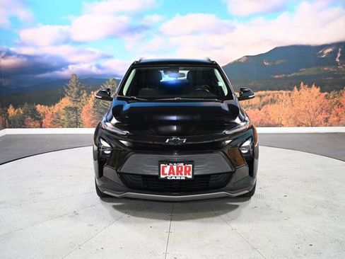 Used 2022 Chevrolet Bolt EUV LT w/ Comfort Package image 2