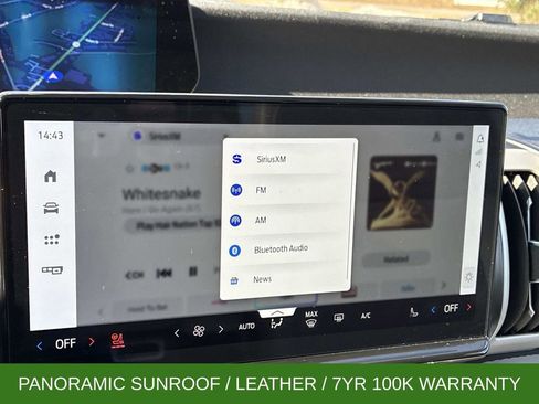 Used 2025 Ford Expedition Active image 30