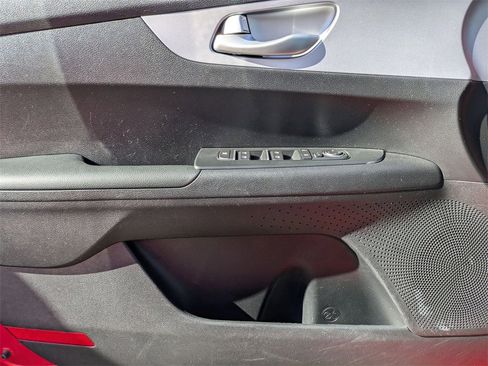 Used 2024 Kia Forte LXS image 11