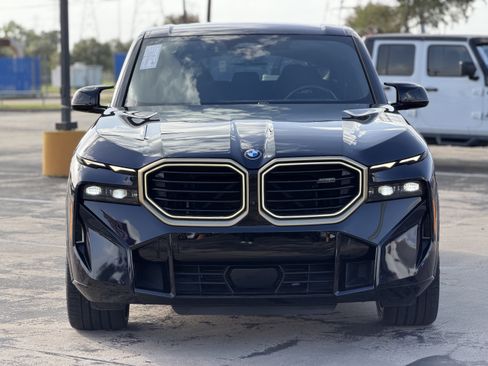Used 2023 BMW XM AWD/4WD image 8