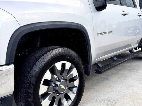 Used 2021 Chevrolet Silverado 2500 LT w/ All Star Edition RWD image 13