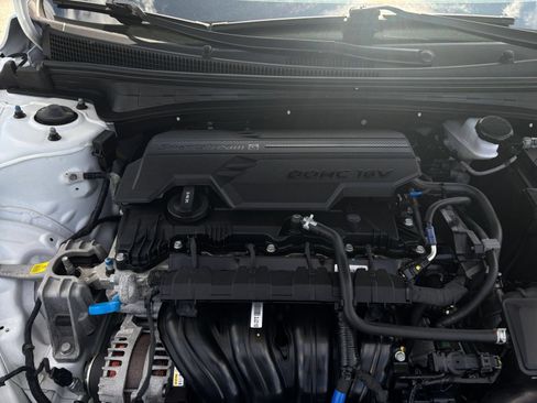 Used 2026 Hyundai Elantra Sport FWD image 27