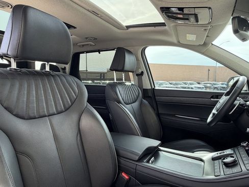 Used 2024 Hyundai Palisade Limited image 45
