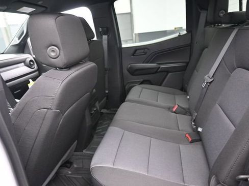 New 2026 Chevrolet Colorado Trail Boss AWD/4WD image 9
