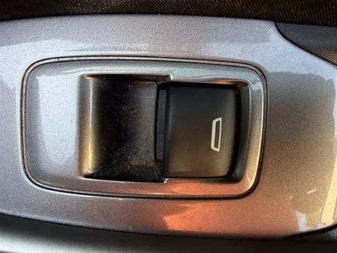 Used 2019 Chevrolet Malibu LS FWD image 33