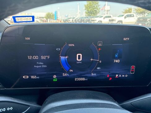 Used 2024 Chevrolet Blazer EV LT AWD/4WD image 11