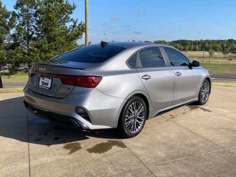 Used 2023 Kia Forte GT-Line w/ GT-Line Premium Package image 6