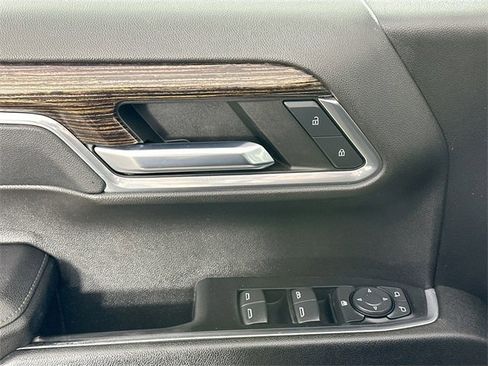 Used 2023 GMC Sierra 1500 Elevation image 23