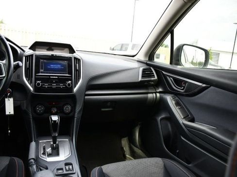 Used 2018 Subaru Crosstrek 2.0i Premium AWD/4WD image 20