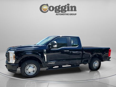 New 2026 Ford F250 XL image 1