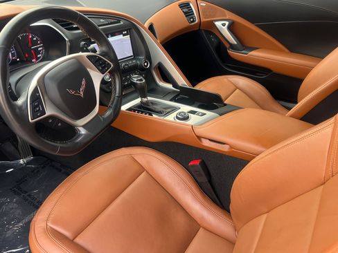 Used 2019 Chevrolet Corvette Stingray Coupe image 7