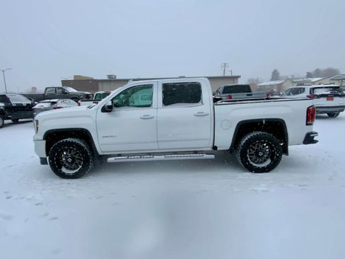 Used 2018 GMC Sierra 1500 Denali image 2