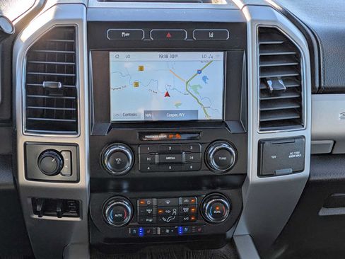 Used 2020 Ford F250 Lariat w/ Lariat Value Package AWD/4WD image 21