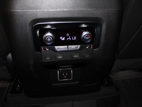 New 2026 GMC Yukon Denali w/ Denali Reserve Package AWD/4WD image 26