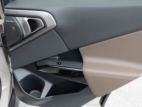 Used 2026 BMW X3 xDrive30 w/ Premium Package image 18