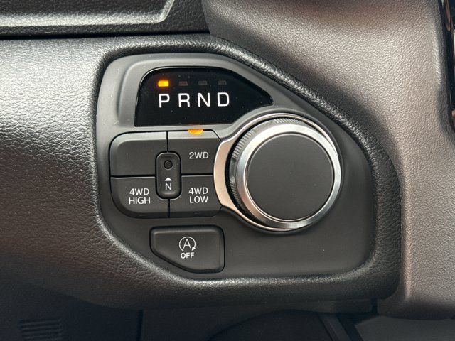New 2026 RAM 1500 Express AWD/4WD image 18