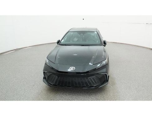 New 2026 Toyota Camry SE image 15