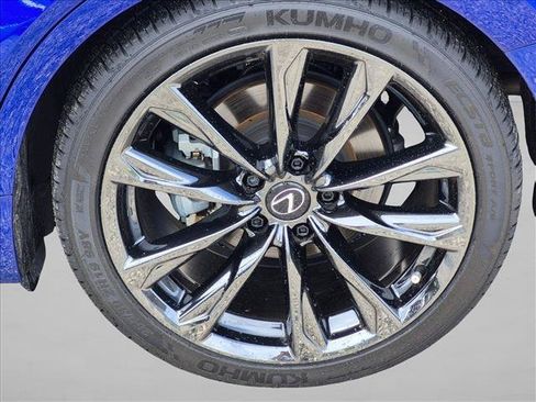 Used 2024 Lexus IS 350 F Sport RWD image 17