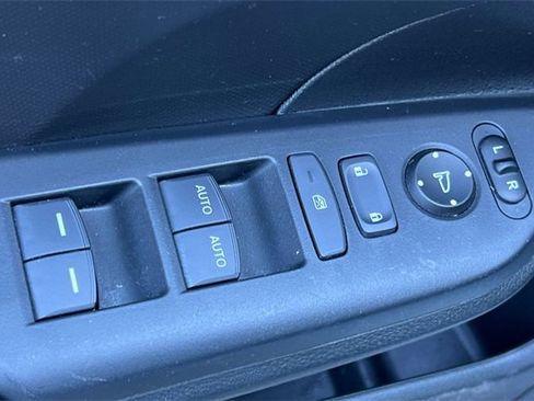 Used 2018 Honda Civic LX image 12