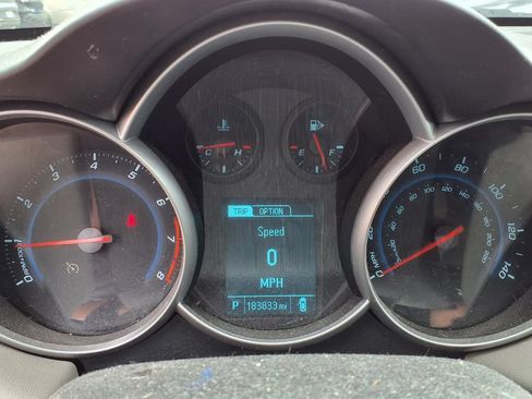 Used 2013 Chevrolet Cruze LS FWD image 13