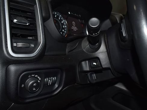 Used 2020 RAM 2500 Big Horn w/ Level 2 Equipment Group image 31