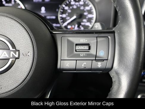 Used 2023 Nissan Rogue SV w/ SV Premium B Package FWD image 10
