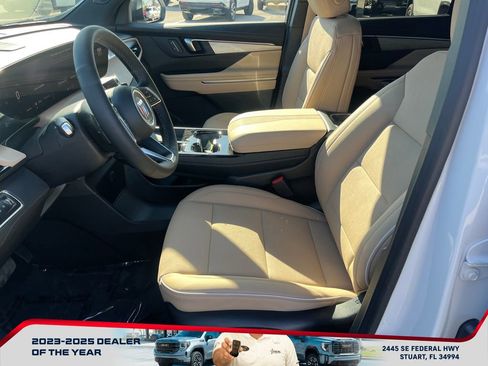 New 2026 Buick Enclave Preferred image 9