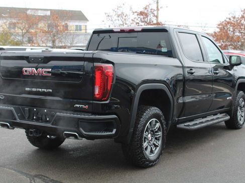 Certified 2024 GMC Sierra 1500 AT4 w/ Technology Package image 8