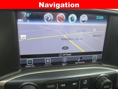 Used 2019 GMC Sierra 2500 Denali w/ Duramax Plus Package AWD/4WD image 17