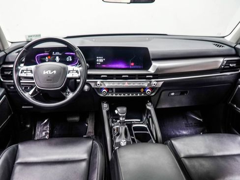 Used 2025 Kia Telluride S FWD image 5