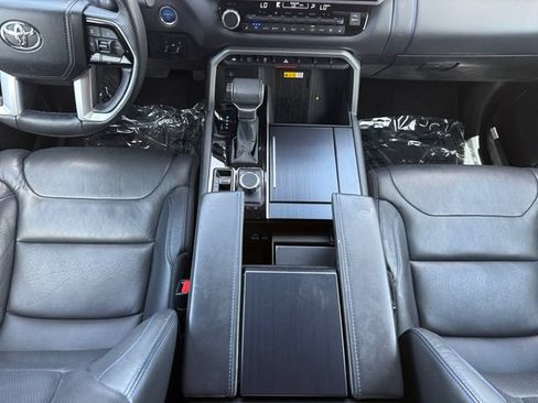 Used 2023 Toyota Sequoia Platinum AWD/4WD image 6