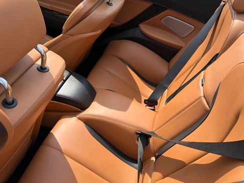 Used 2017 BMW 650i Convertible RWD image 10