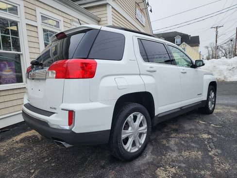 Used 2017 GMC Terrain SLE w/ Convenience Package image 3