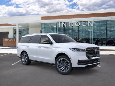 New 2026 Lincoln Navigator Reserve AWD/4WD image 7