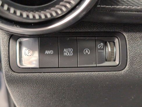 Used 2025 Chevrolet Equinox LT AWD/4WD image 10