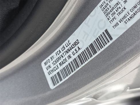 Used 2022 RAM 1500 Limited w/ Body Color Bumper Group image 33