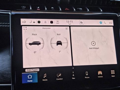 Used 2023 Jeep Grand Cherokee L Limited w/ Black Appearance Package image 19