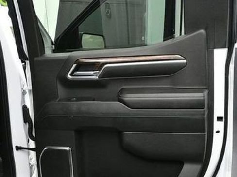 Used 2023 GMC Sierra 1500 Elevation AWD/4WD image 14