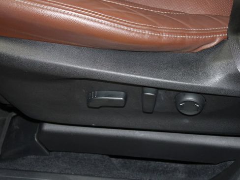 Used 2021 Subaru Ascent Touring AWD/4WD image 14