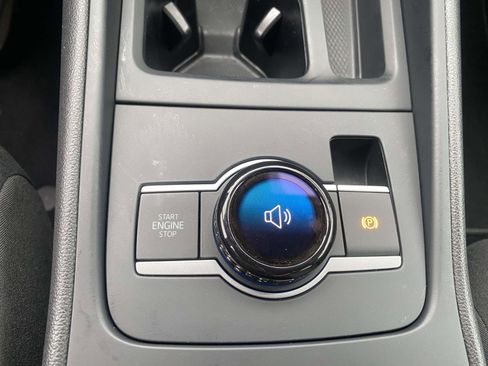 Certified 2025 Volkswagen Tiguan S w/ 18" Wheel Package image 26