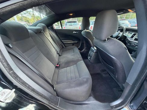 Used 2012 Dodge Charger SE w/ Connectivity Group RWD image 9