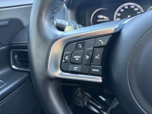 Used 2018 Jaguar XE S RWD image 22