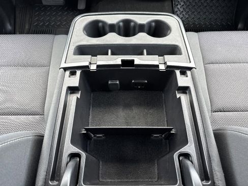 Used 2018 Chevrolet Silverado 1500 LT image 9