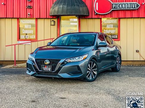 Used 2022 Nissan Sentra SV w/ SV Premium Package image 2