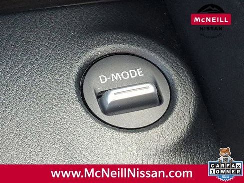 Used 2024 Nissan Z Performance w/ Floor Mat Package image 25