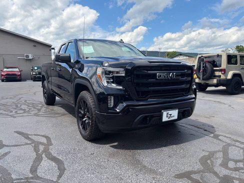 Used 2020 GMC Sierra 1500 Elevation w/ Elevation Value Package AWD/4WD image 2